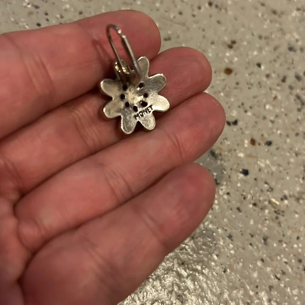 VINTAGE MONET FLORAL LEVER BACK SILVER TONE EARRINGS